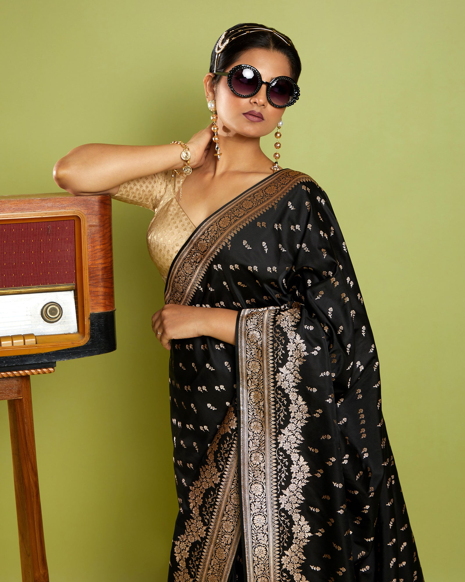Black saree