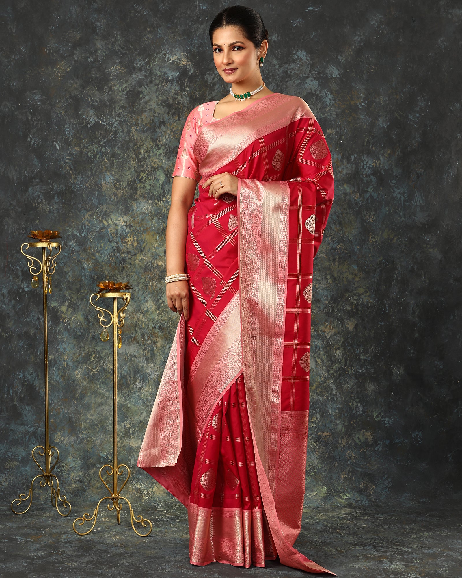 red bridal saree
