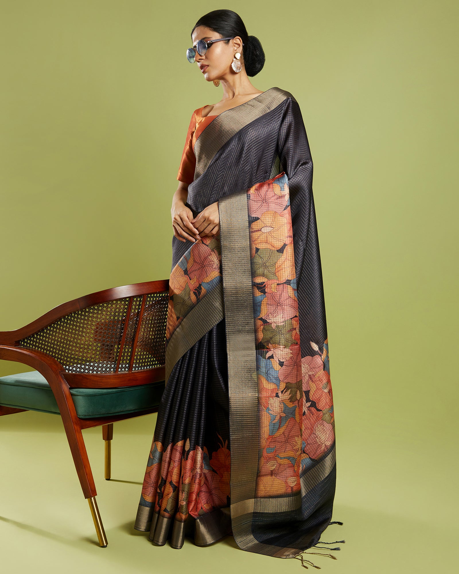 Floral Printed Saree Formal Wear Blended Tussar Saree

